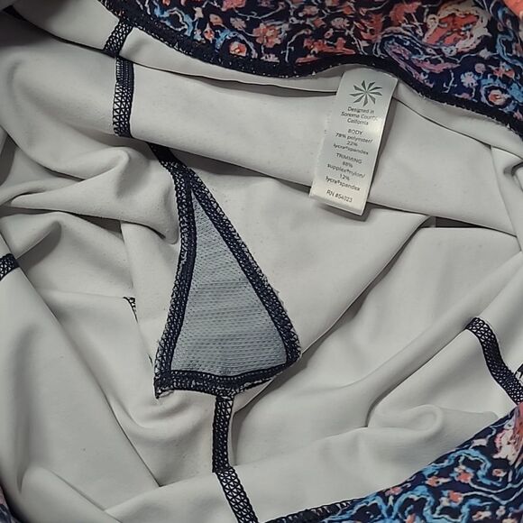 M ATHLETA CHATARUNGA pink blue coral TAPESTRY HIGH RISE LEGGINGS medium - Picture 7 of 9